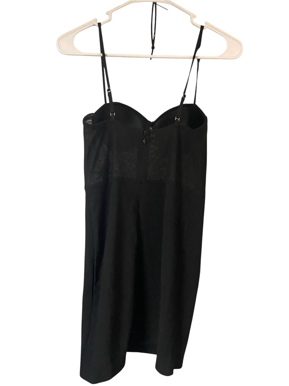 Form fitting dress - Picture 3 of 5